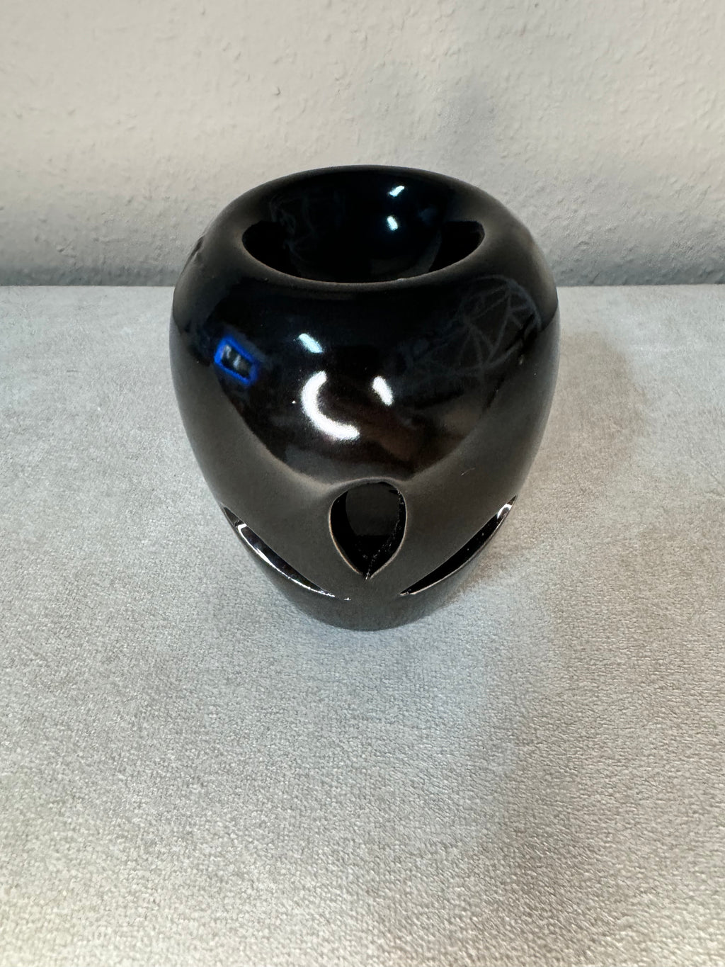 Duftlampe mit ausgestanzten Blumenblättern | Blumenduftlampe