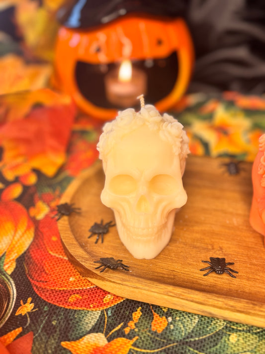 Halloween | Kerze | Totenkopf | Totenschädel | Skull Candle | Totenkopf mit Blumen | Blumentotenkopf