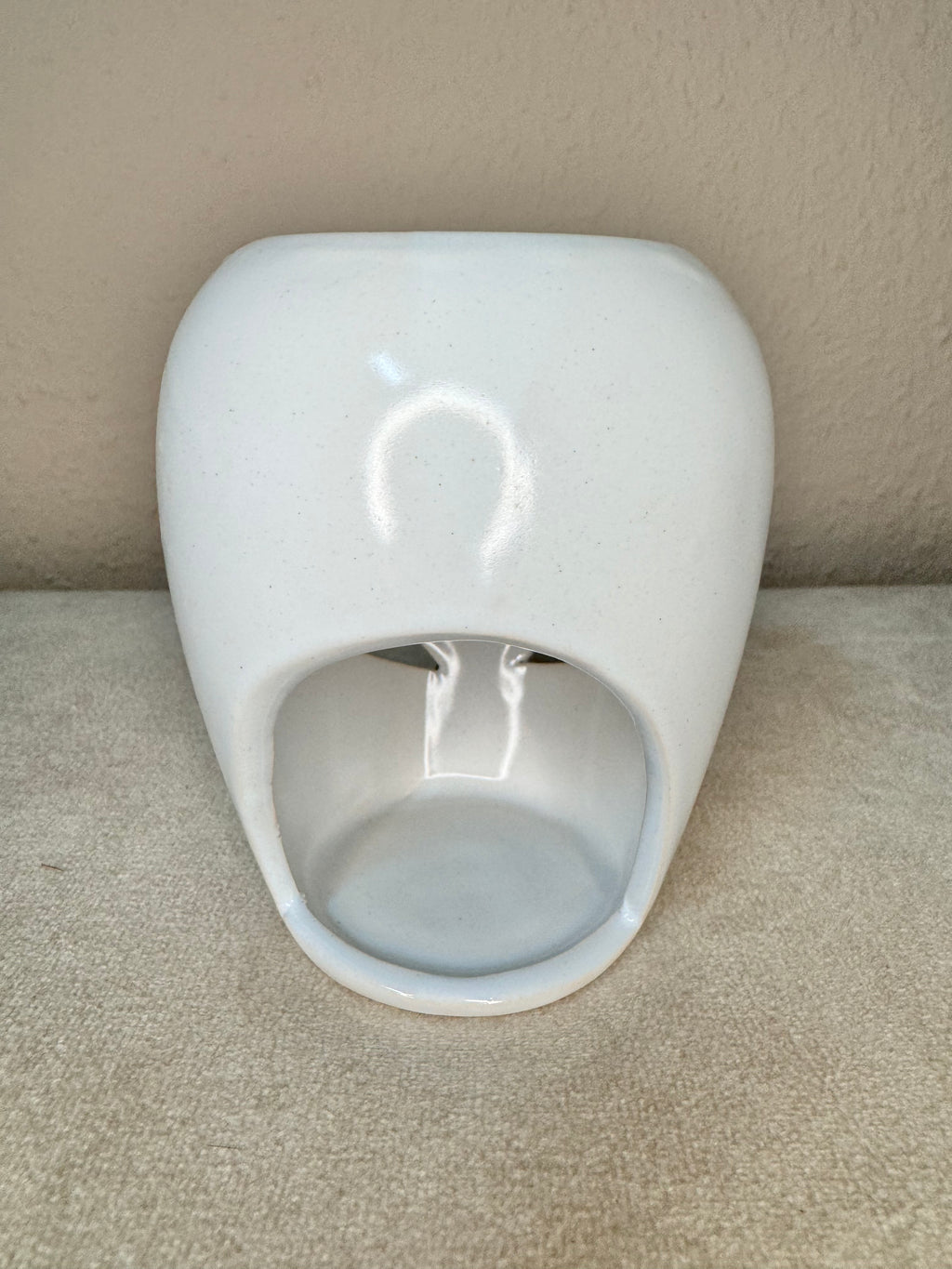 Duftlampe mit ausgestanzten Blumenblättern | Blumenduftlampe