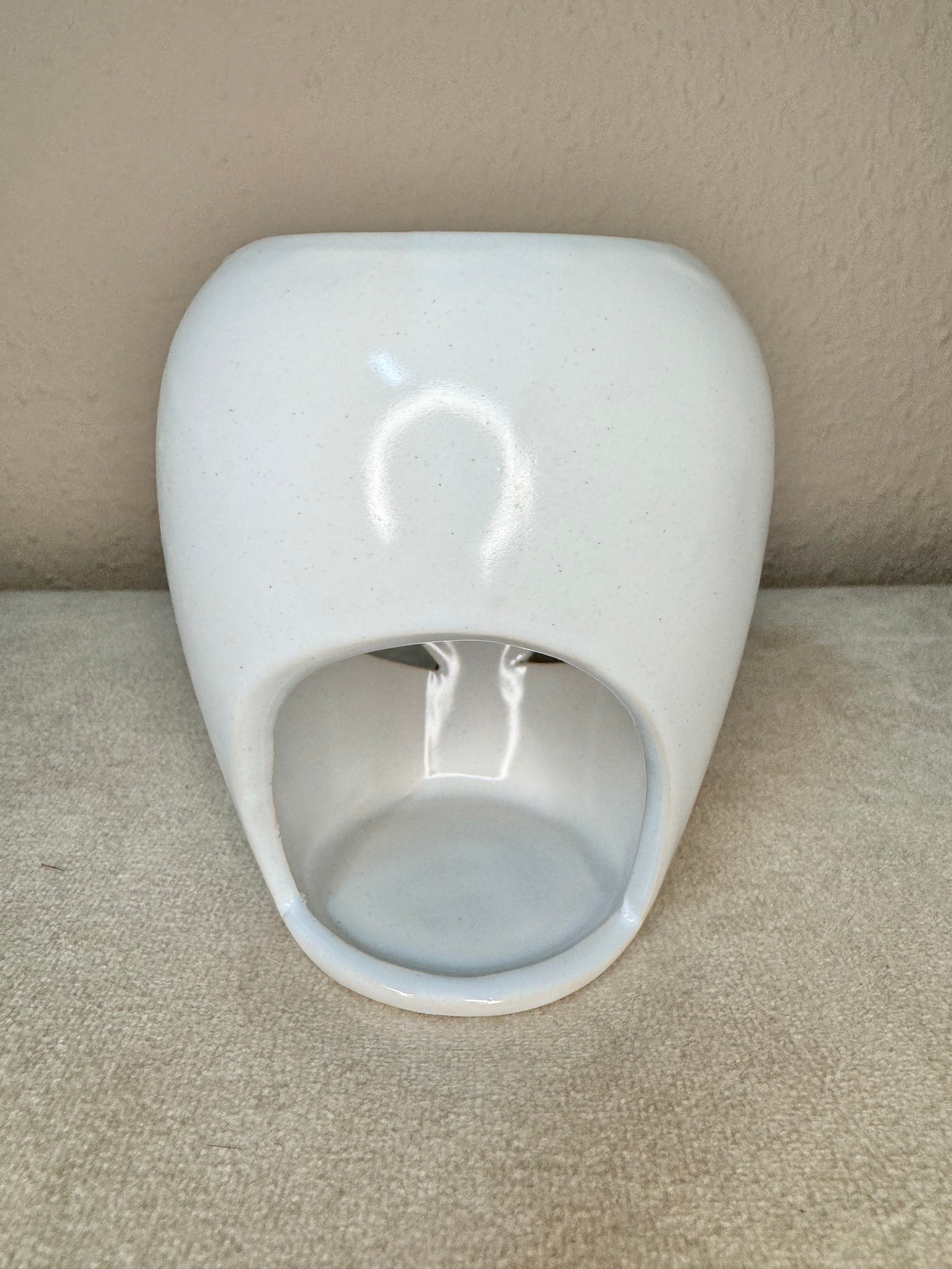 Duftlampe mit ausgestanzten Blumenblättern | Blumenduftlampe